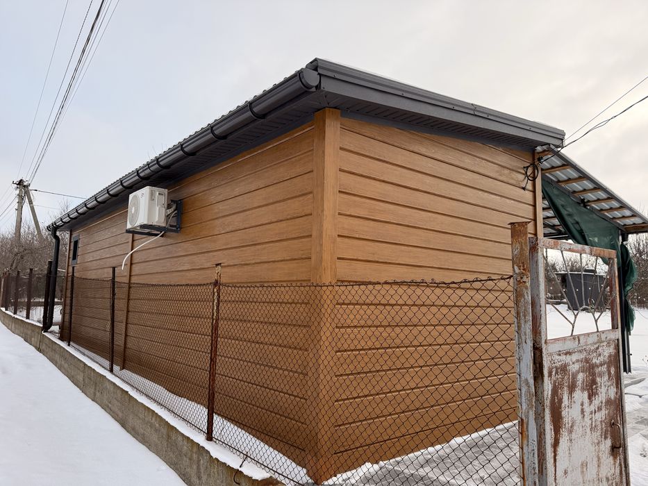 Дача в межах міста 3 километри від Яхт Клуб Січ, заміський будинок,