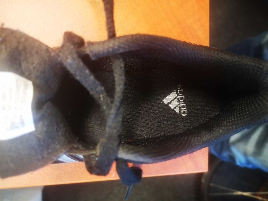 Halówki adidas rozm. 27    16cm