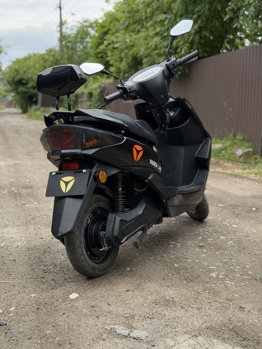 Продам скутер Yadea Luna 1.8kW