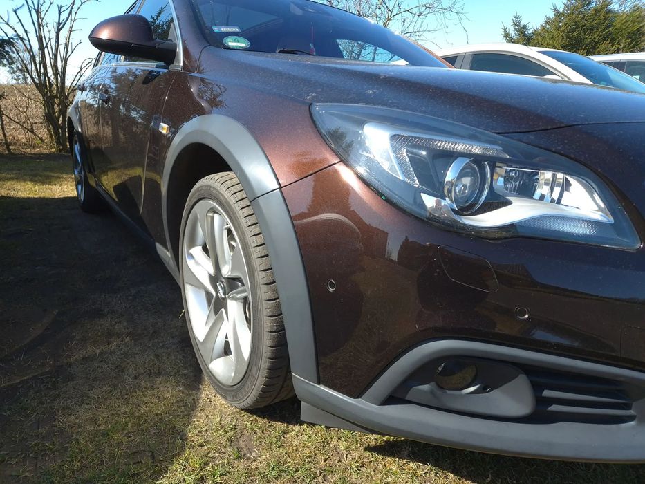 Opel Insignia Super wersja 4x4 mały przebieg