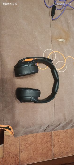 Estou a vender estes fones na ps4 né bom estado porque ja não estou a usá-los