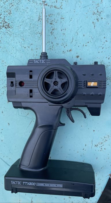 Carro telecomandado 1/10 rc gasolina