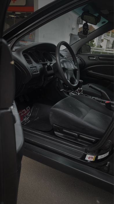 Honda accord 1.6 ls