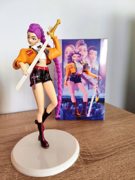 K-pop Demon Hunters - figurka Rumi.