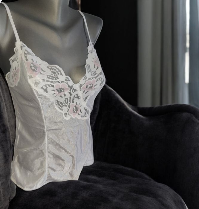 Nowa koszulka do spania biała koronka elegancka r S 36