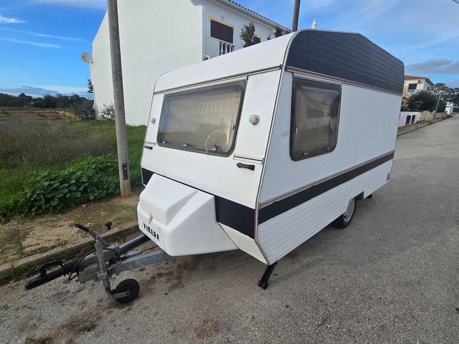 oportunidade caravana em bom estado sem nada a fazer