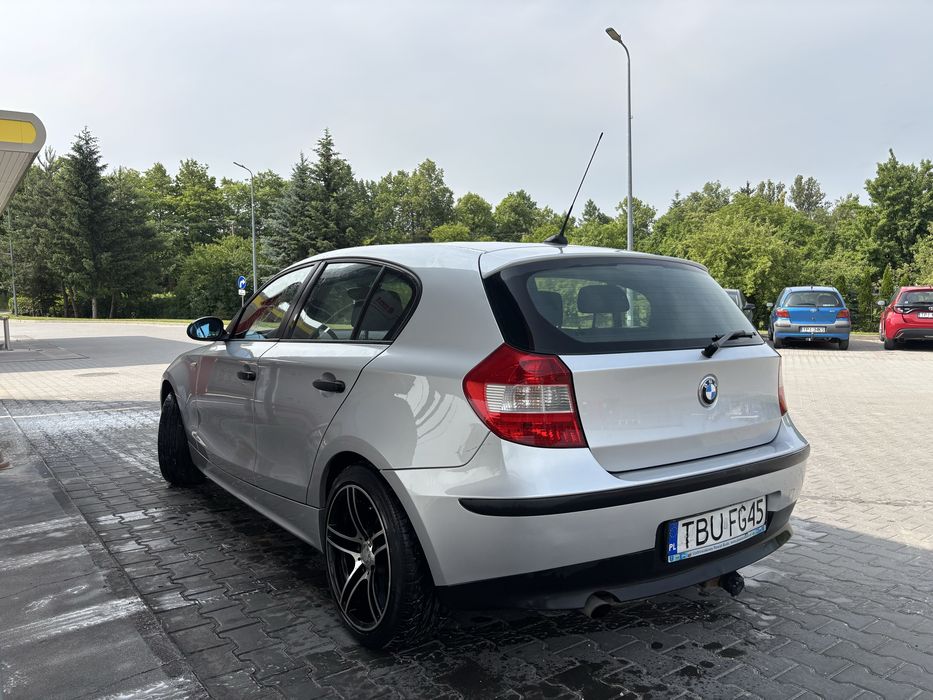 Bmw 1 2.0B 115KM 2005