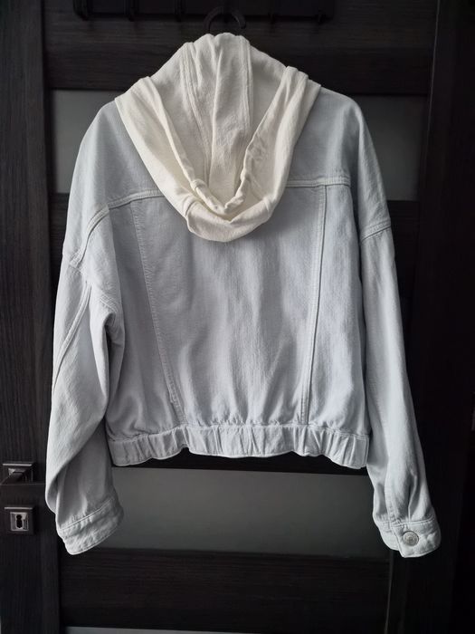 Jeansowa kurtka,Zara rozm. S-M