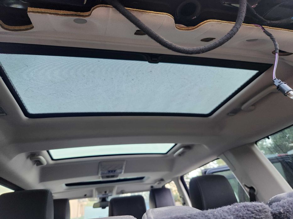 Land Rover Discovery 4 części LRC907 Stornoway Grey