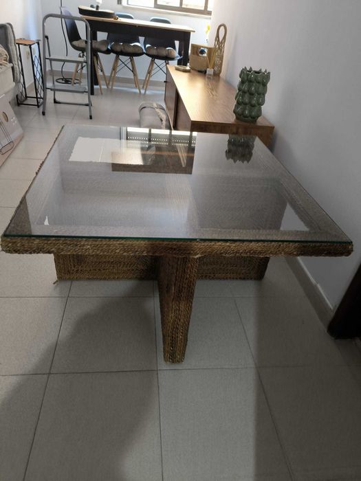 Mesa de centro em verga