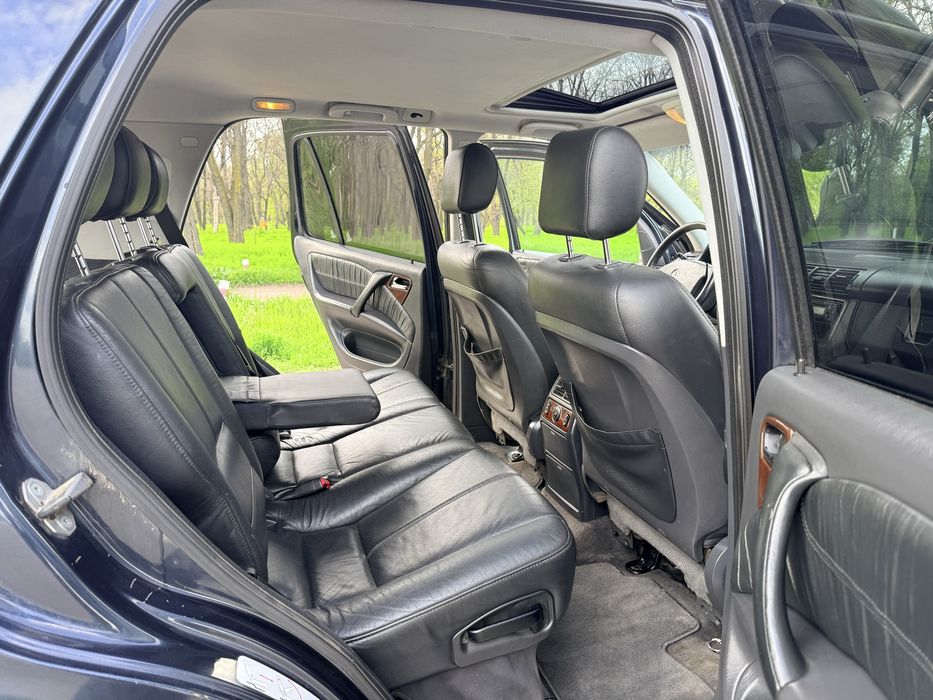 Продам Mercedes-Benz ML 400 2005 4.0 D