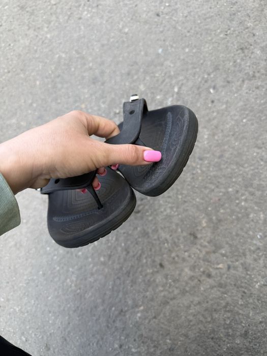 шлепанцы тапочки crocs m8 w9 вьетнамки тапки 40 41 размер