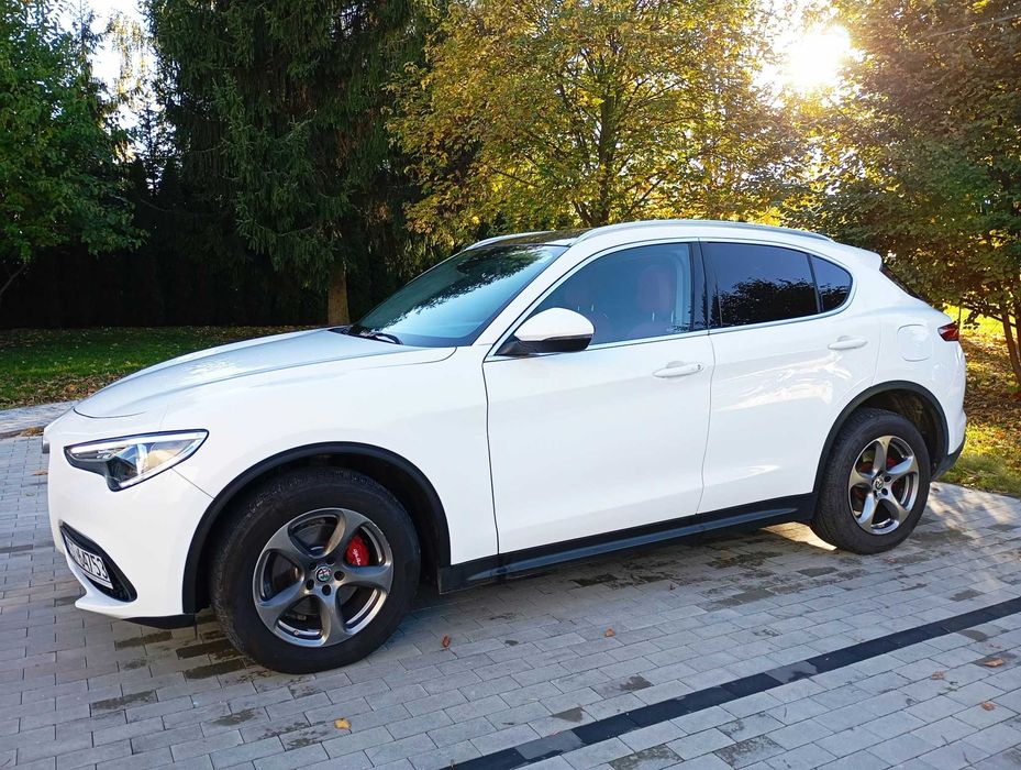 Alfa romeo stelvio