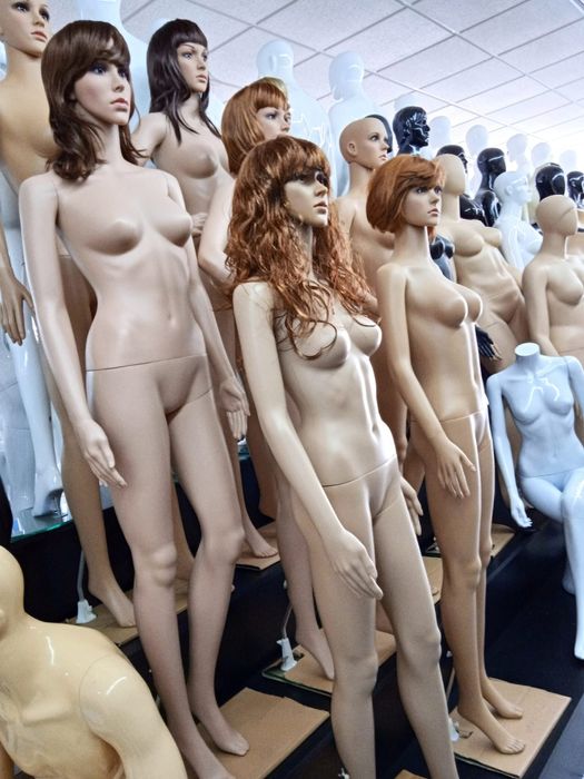 Manequins, bustos e expositores