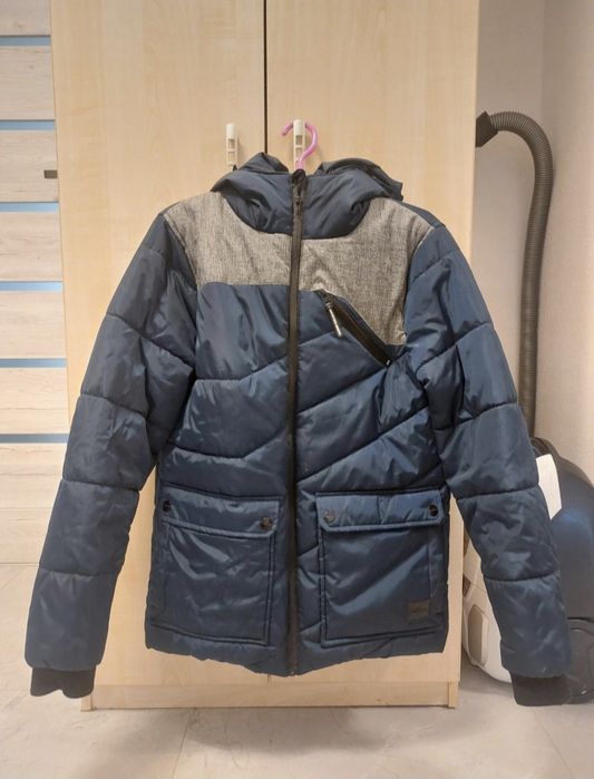 Kurtka zimowa przeciw deszczowa roz M