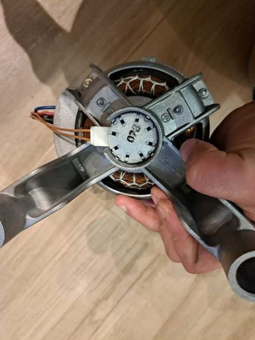 Motor Nidec Máquina Ariston Hotpoint