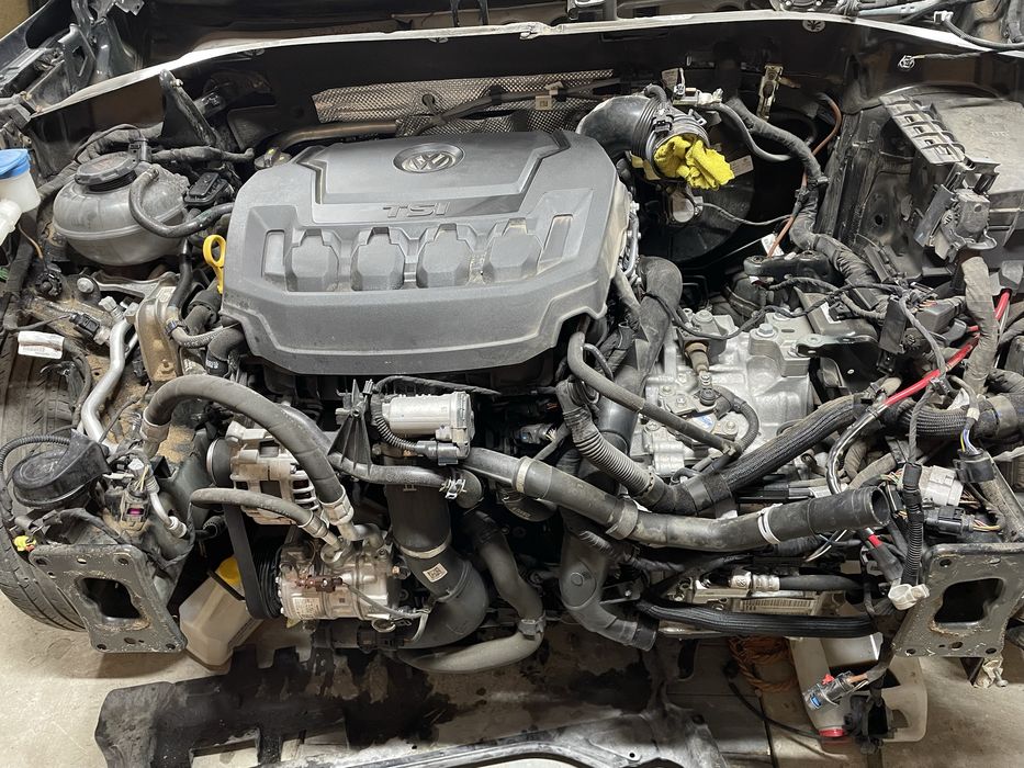 Двигун Volksvagen Tiguan Allspace 2.0 TSI