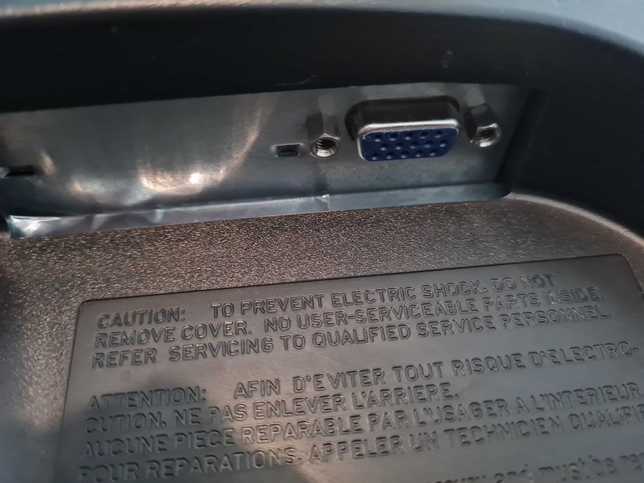 Monitor LG Flatron W1943ST 18.5" HD — VGA