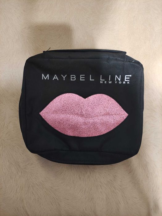 Косметичка Maybelline New York "Губи"