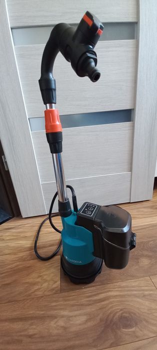 Pompa do wody Gardena pump 2000 2 Li-on 18v do basen deszczowki