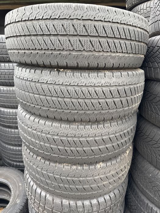 Шини резина 205/65/16с Barum комплект зимні