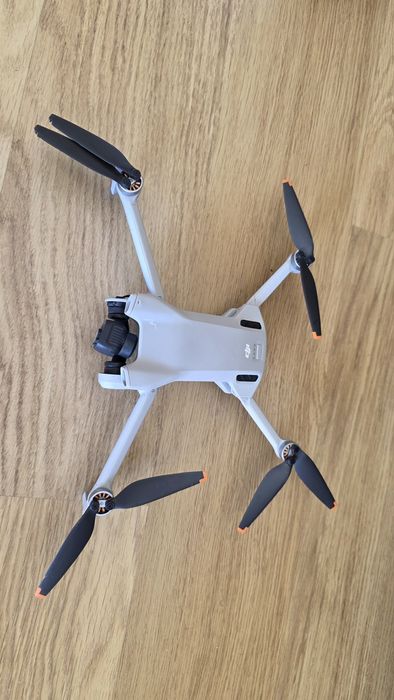 Drone DJI Mini 3 + DJI RC