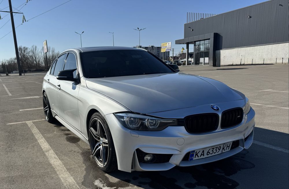 BMW F30 328