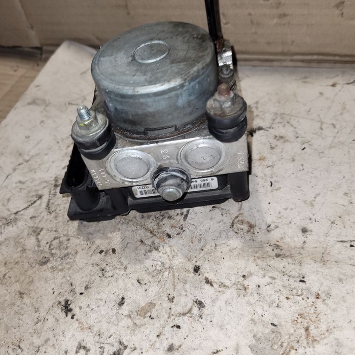 Pompa abs opel Corsa D 2008r