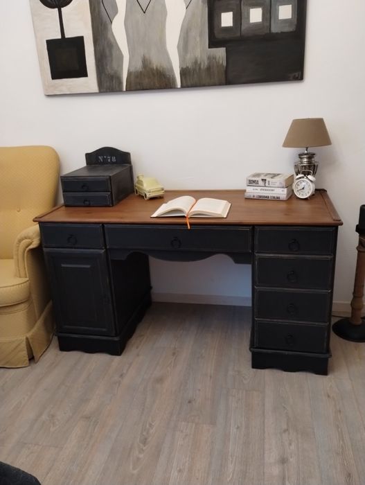 Biurko drewniane gratis przybornik