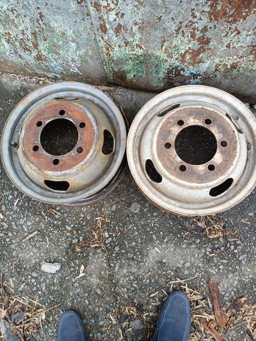 Диски газель б.у.700 гр.штука радиус 16