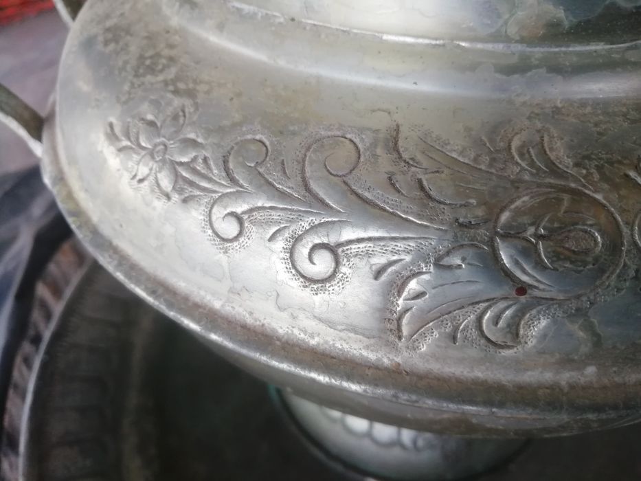 Terrina muito antiga