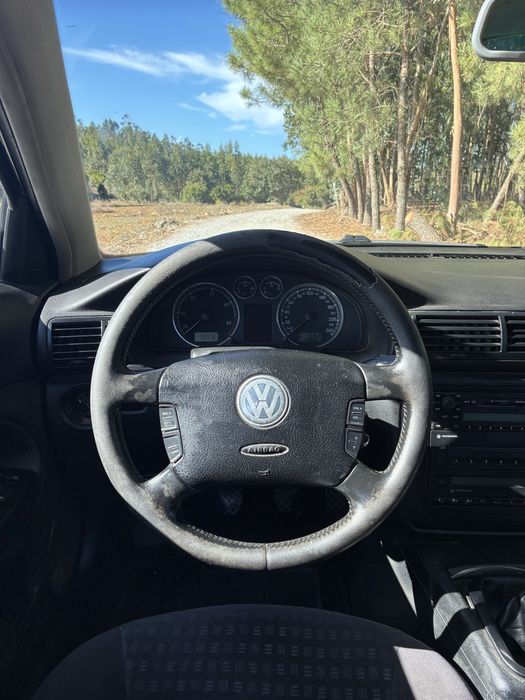 VW Passat Variant Highline 1.9 TDI 130cv — photo 5