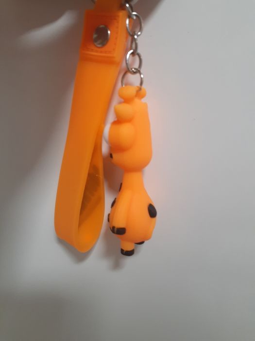 Новый Брелок силикон (жираф глаза)