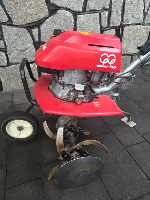 Glebogryzarka spalinowa