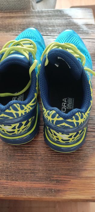 Sneakersy, biegowe buty