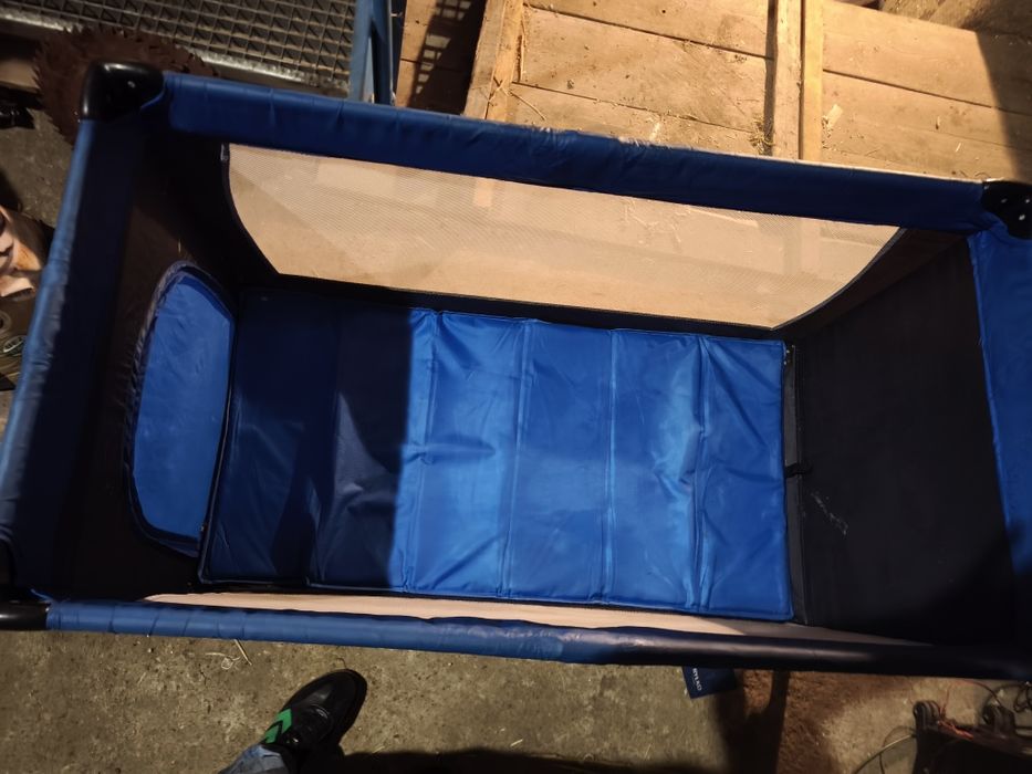 Łózeczko dziecięce składane