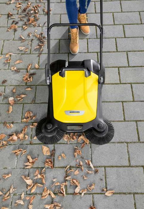 Zamiatarka Ręczna Karcher S 4 Twin 4 Szczotki Boczne NOWA