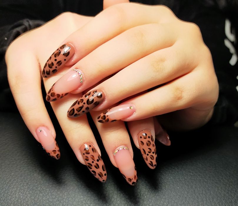 Манікюр. Педикюр. 500 грн