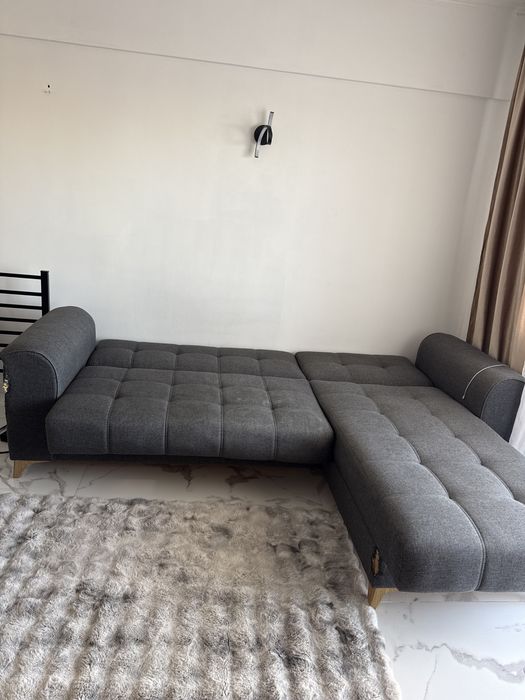 Sofa usado tecido cinzento