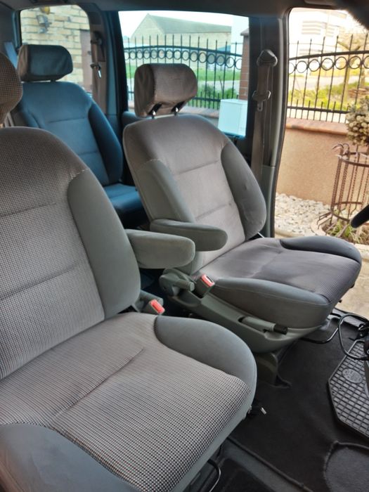 Minivan 7 osób z historią.serwis 177tys  salon klima bez rdzy.jedyny t