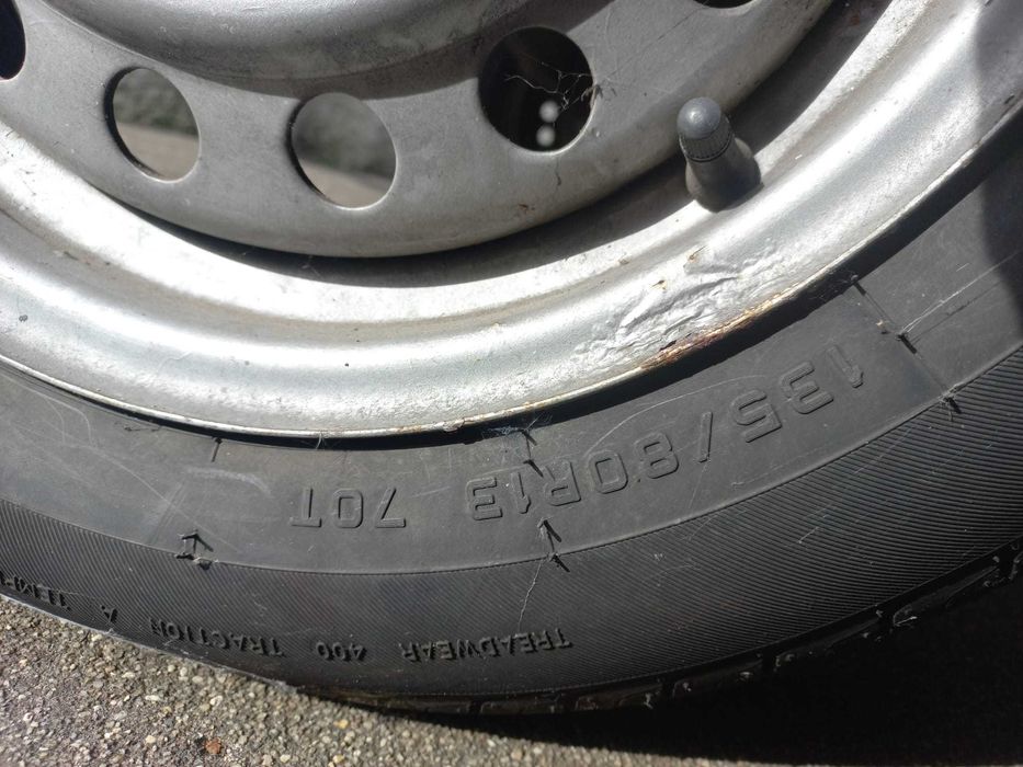 Atrelado com eixo de 750Kg