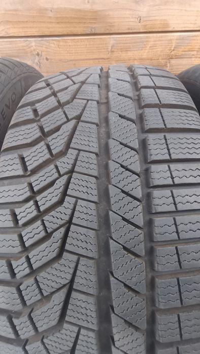 Opony zimowe sailun 245/45R19 102W
