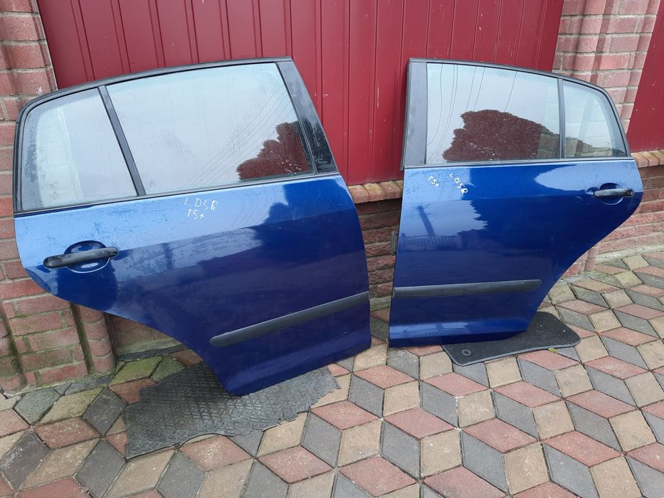 Двері Дверка Volkswagen Golf 5 Plus + Передня Задня Колір LD5Q