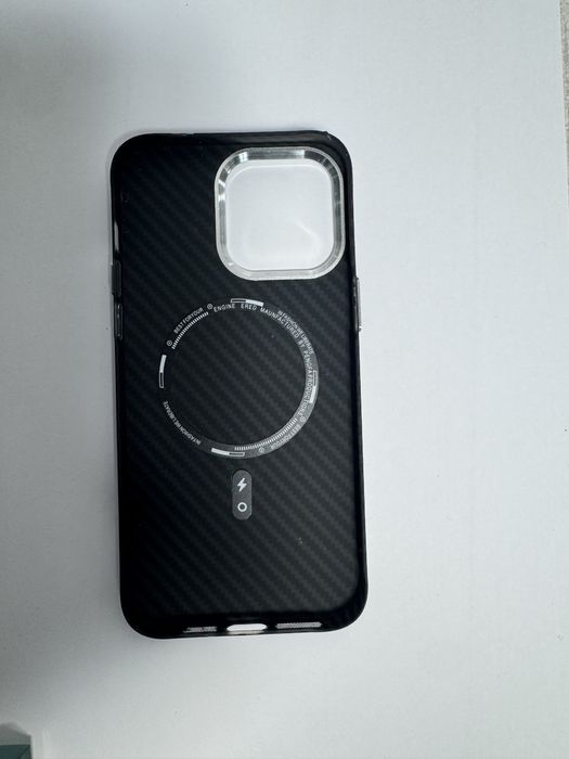 Чехол BMW iPhone 17 Pro Max / Pro / 17/15/16 карбон