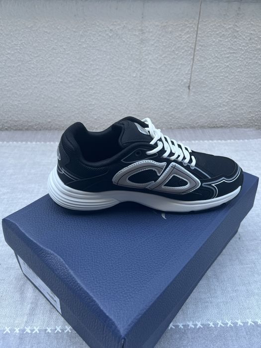 Dior B30 Black/White – Tamanho 42 – Com Caixa