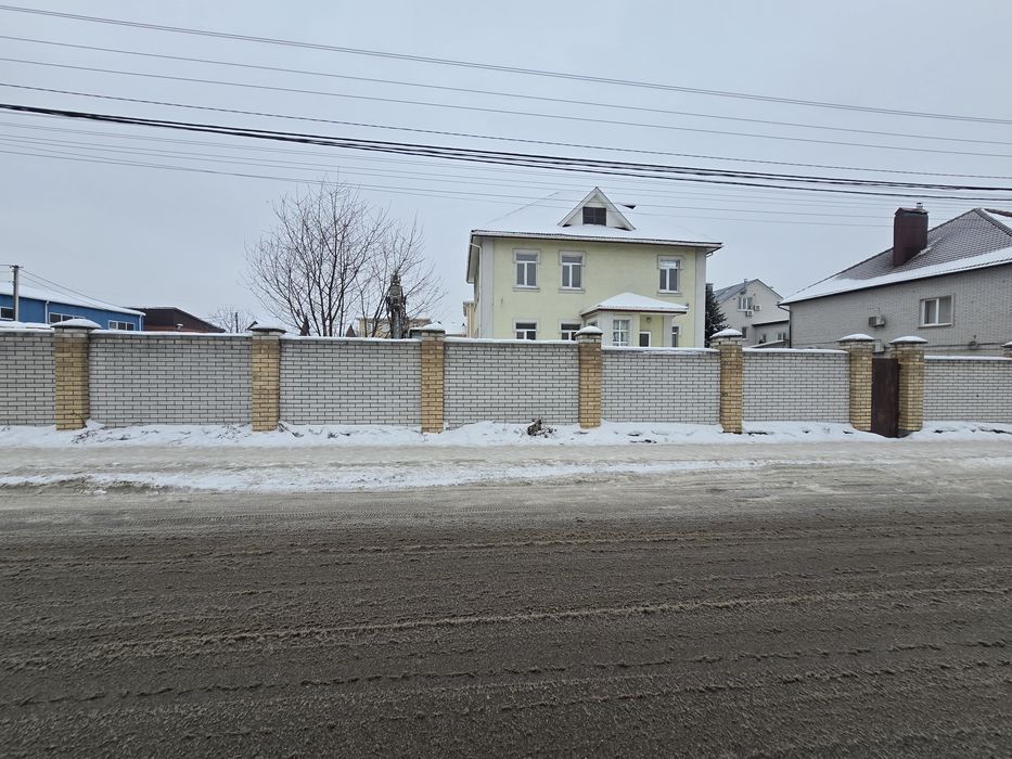 Будівля окрема 305 м2 цоколь газ с. Софіївська Борщагівка 200 м Київ