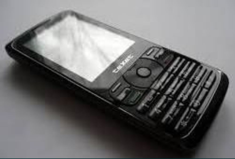 Телефон мобільний teXet TM-420. 4 - sim карти