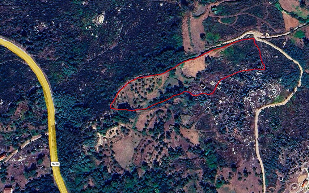 Quinta com ruina para recuperar! 1.3hec farm with granit house (ruin) Offgrid (Oliveira do Hospital)