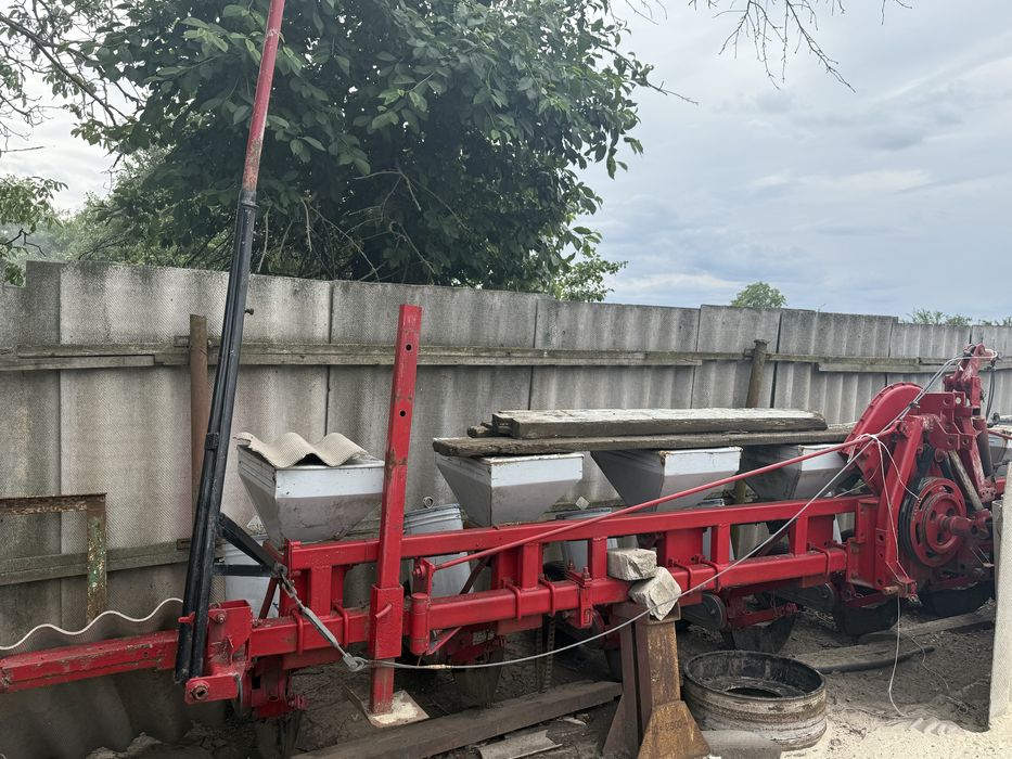 Навісне обурудування