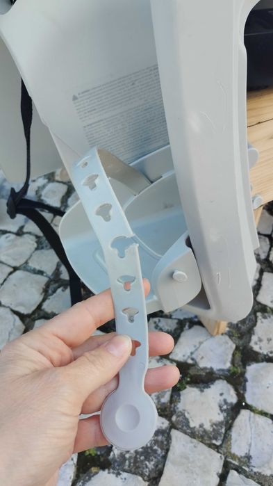 Cadeira Criança Bicicleta Polisport Groovy com fixação ao Porta-Bagagens – Bom Estado